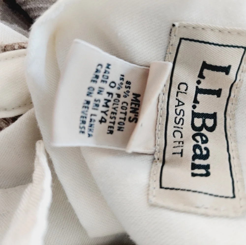 LL Bean Men's Corduroy Pants Classic Fit Khaki Tan Wide Wale Cord Size 42 X 33